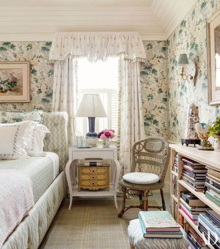 20-Trendy Cottagecore Bedroom Decor Ideas on a Budget-2023