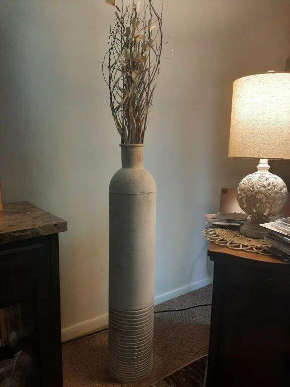 how to style a large floor vase 