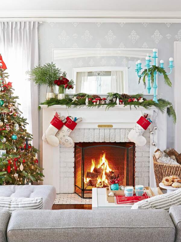 Christmas Fireplace-30 Modern decor Ideas
