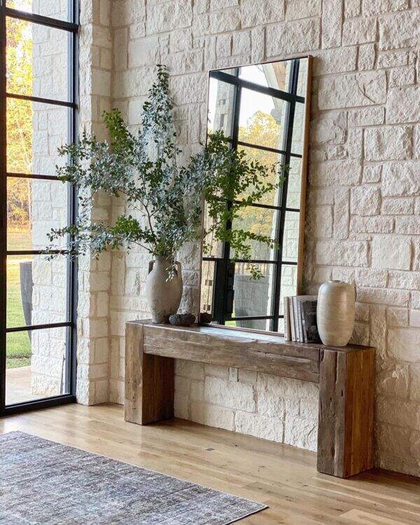 What to do with Dead Space in Entryway?11 InExpensive Ways