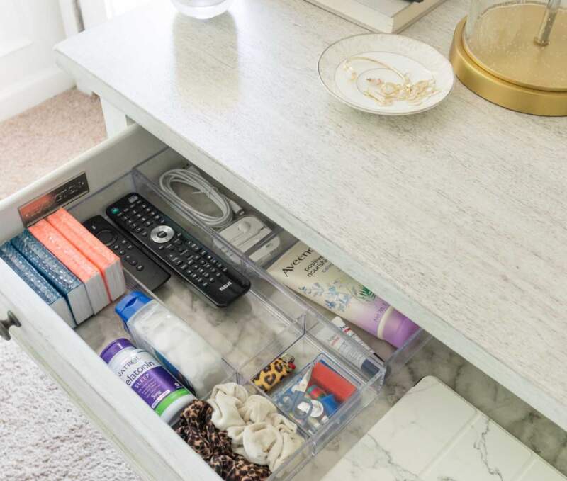 How do You Maximize Space in a Deep Drawer Dresser?12-Dresser Hacks That will Amaze You 
