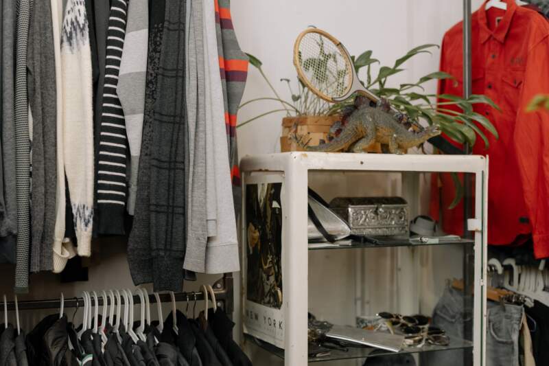 In what order should I hang my clothes? 12 Must-Try Ideas to Elevate Your Clothes Hanging Game!